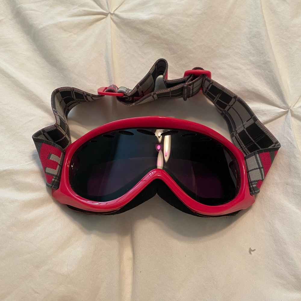 JUICY COUTURE goggles